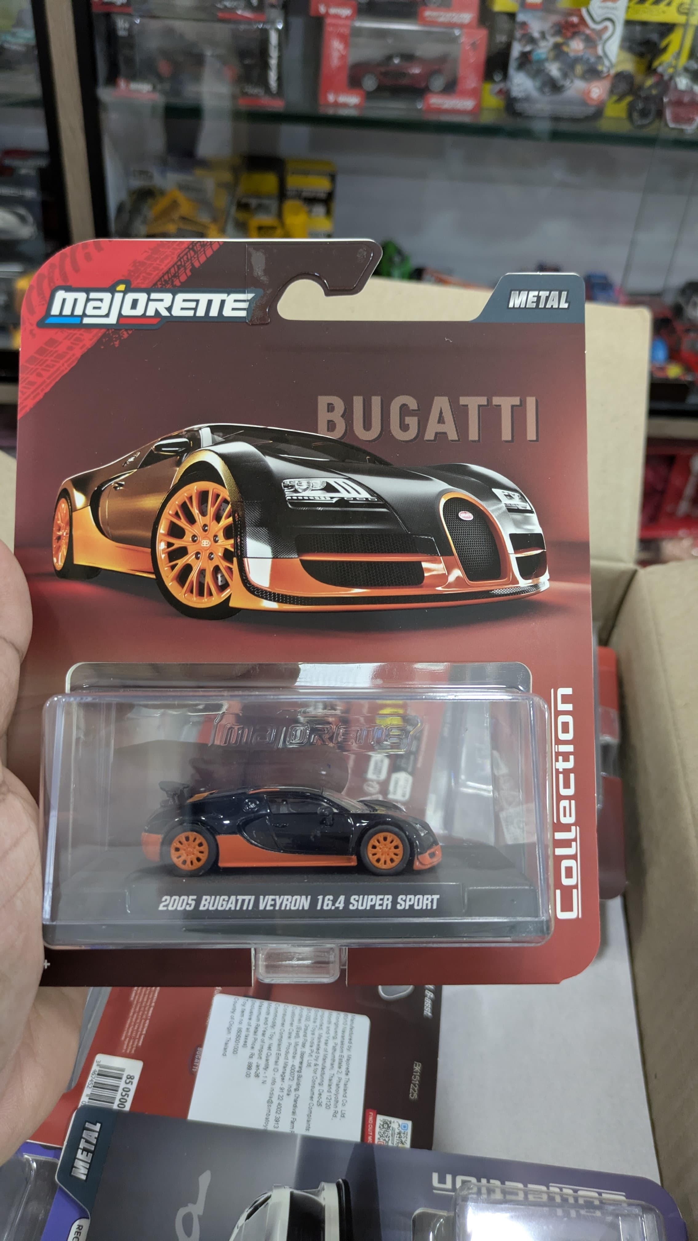 Majorette 2005 Bugatti veyron 16.4 super sport Diecast with acrylic box packing