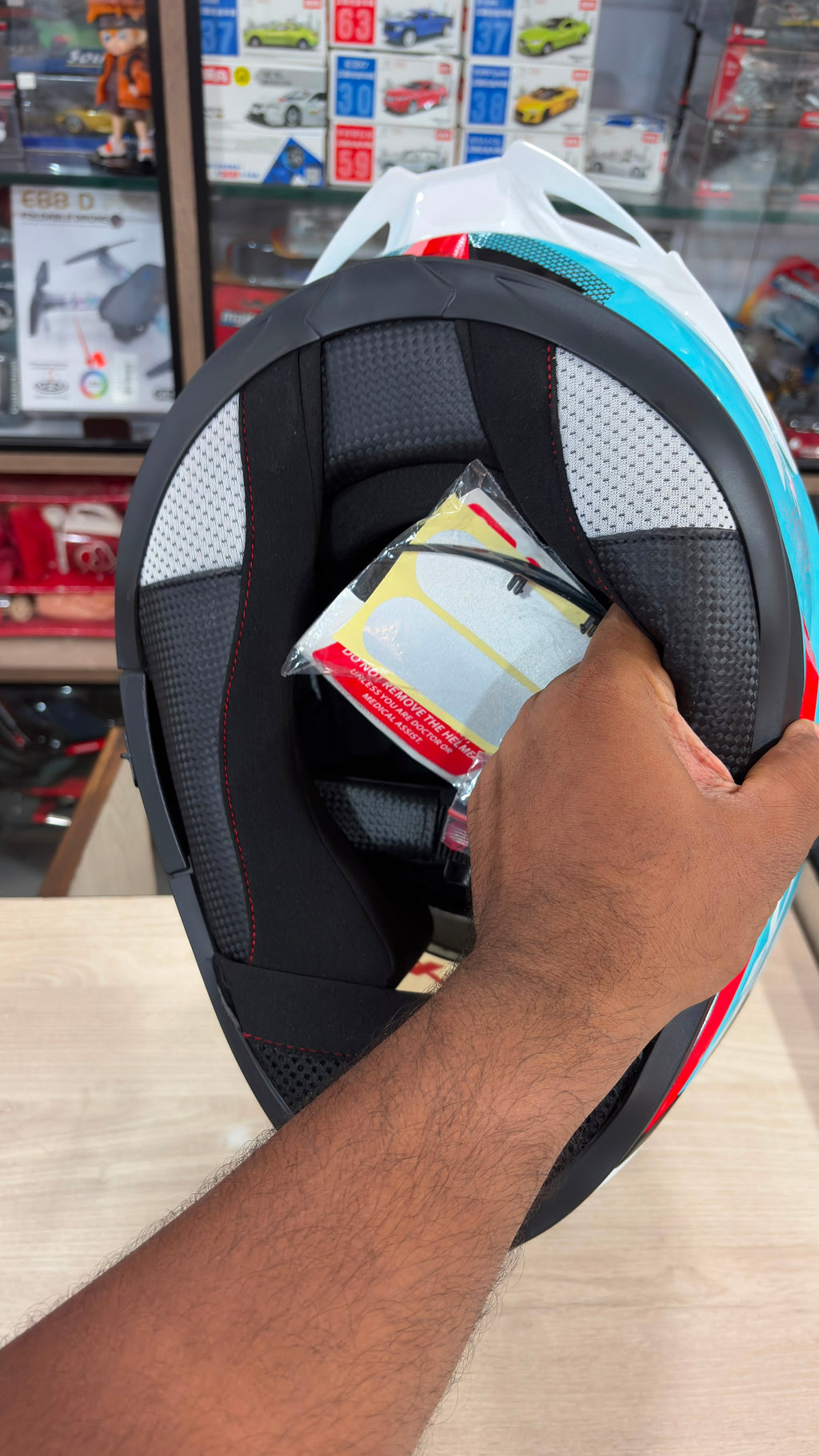 Axor Apex Turbine blue full face helmet