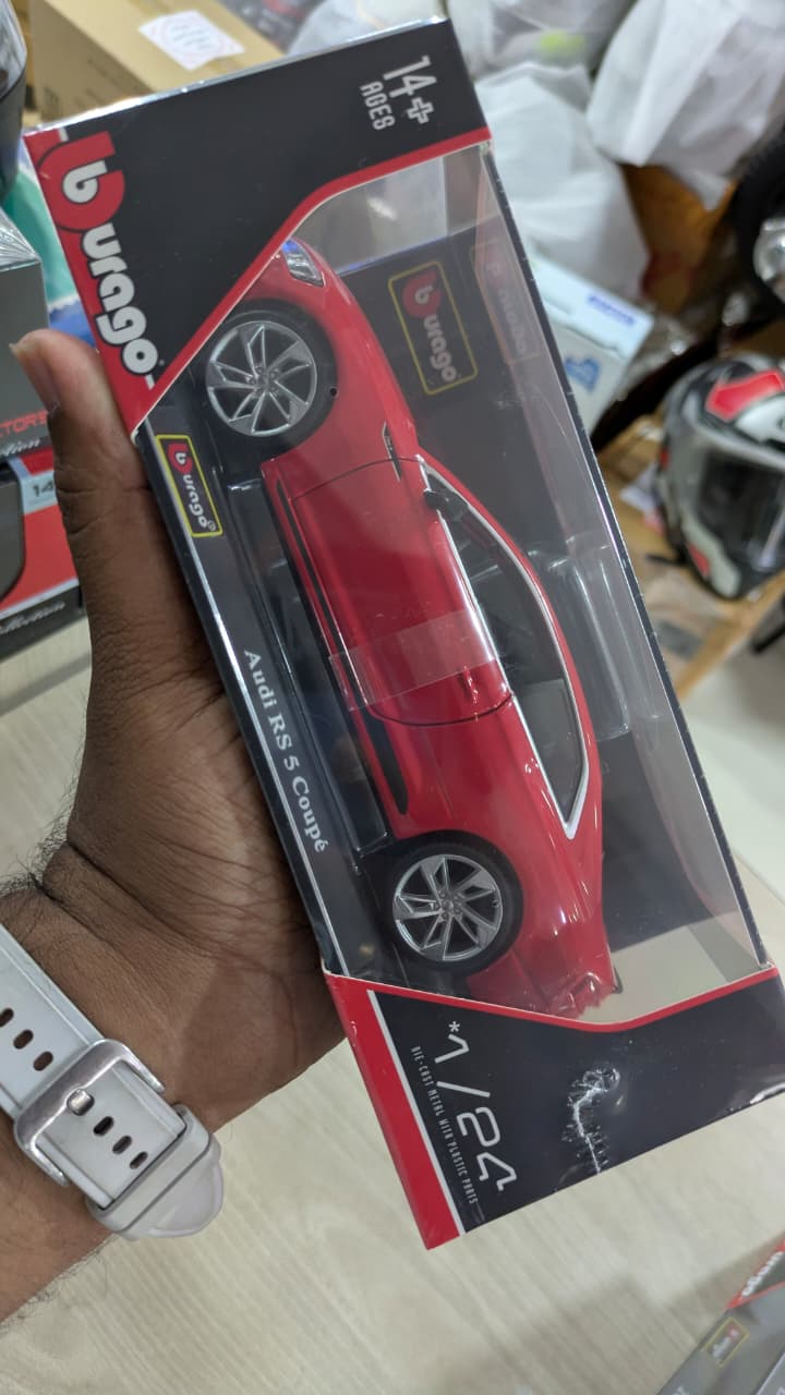 1:24 bburago Audi RS Coupe Diecast car (acrylic box packing)