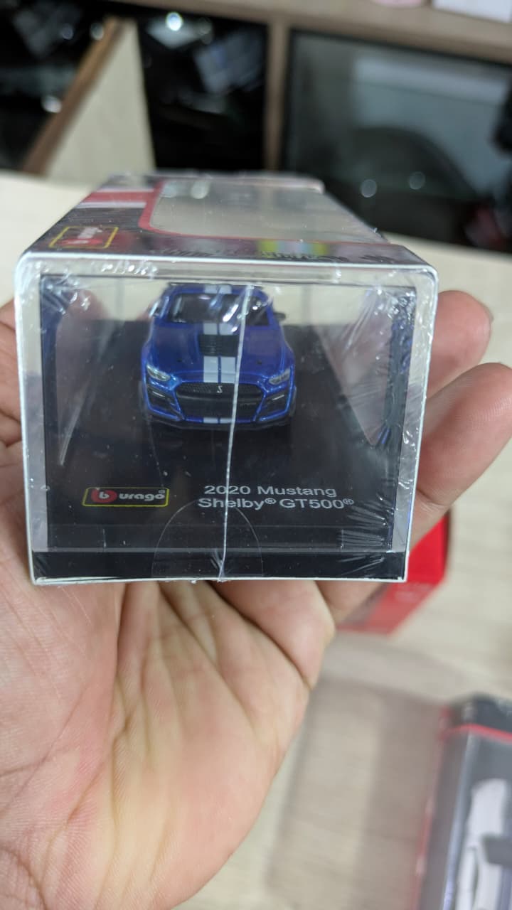 1:64 bburago 2020 Mustang Shelby GT500 Diecast blue car (acrylic box packing)