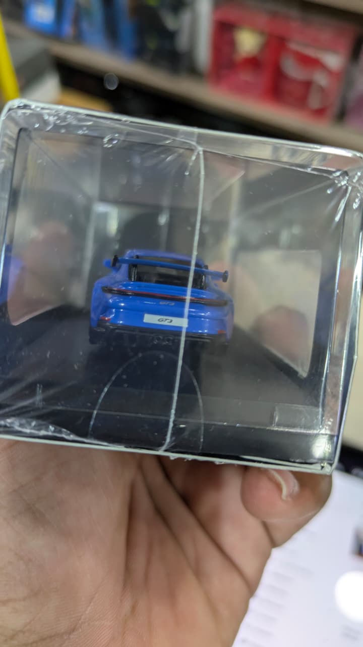 1:64 bburago Porsche 911 GT3 Diecast car (acrylic box packing)