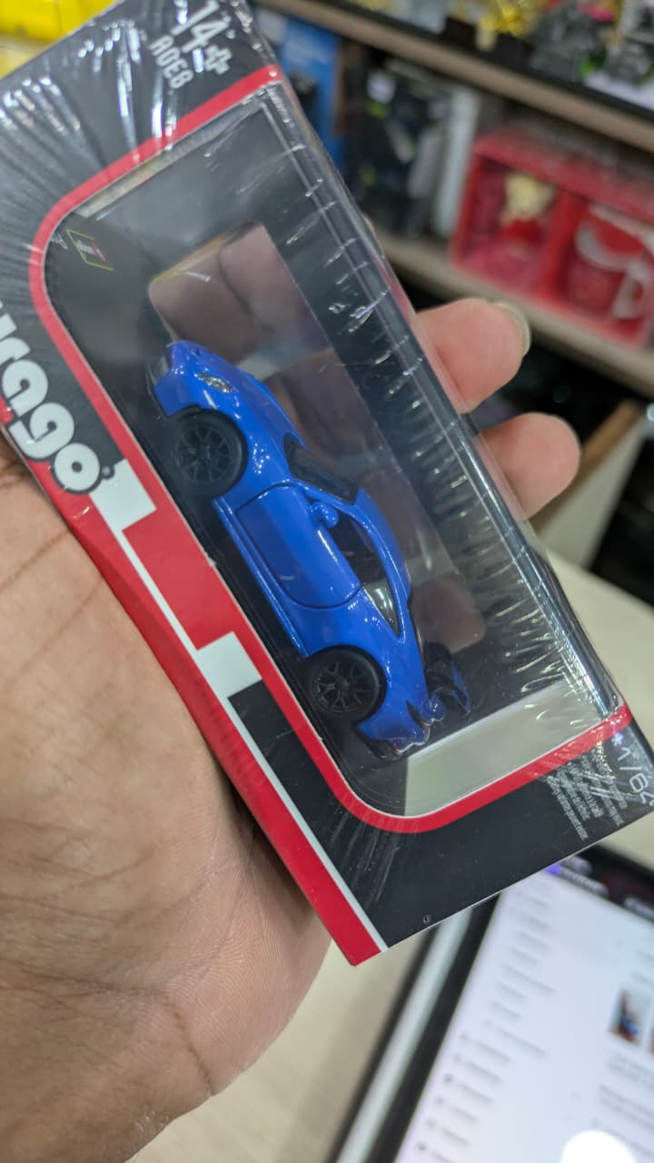 1:64 bburago Porsche 911 GT3 Diecast car (acrylic box packing)