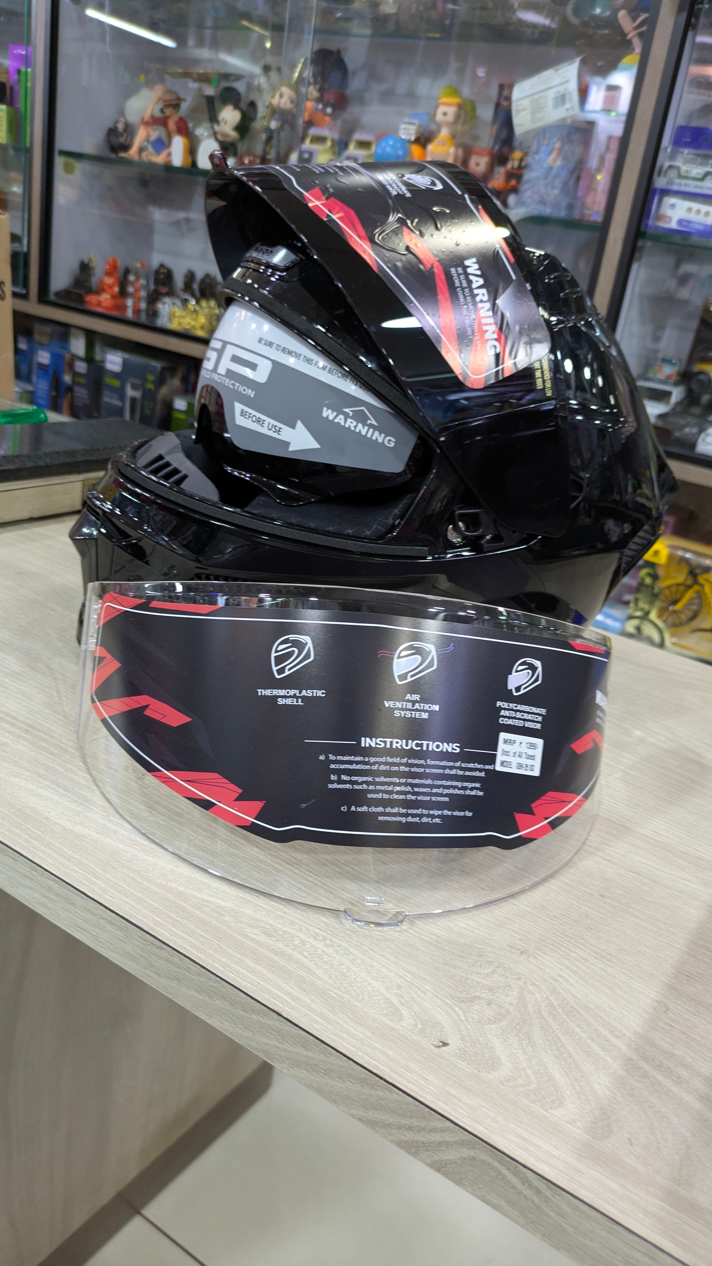Steelbird sbh25 sharp glossy black dual visor helmet( FREE 219RS SMOKE VISOR)