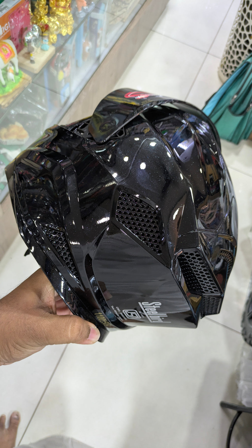 Steelbird sbh25 sharp glossy black dual visor helmet( FREE 219RS SMOKE VISOR)