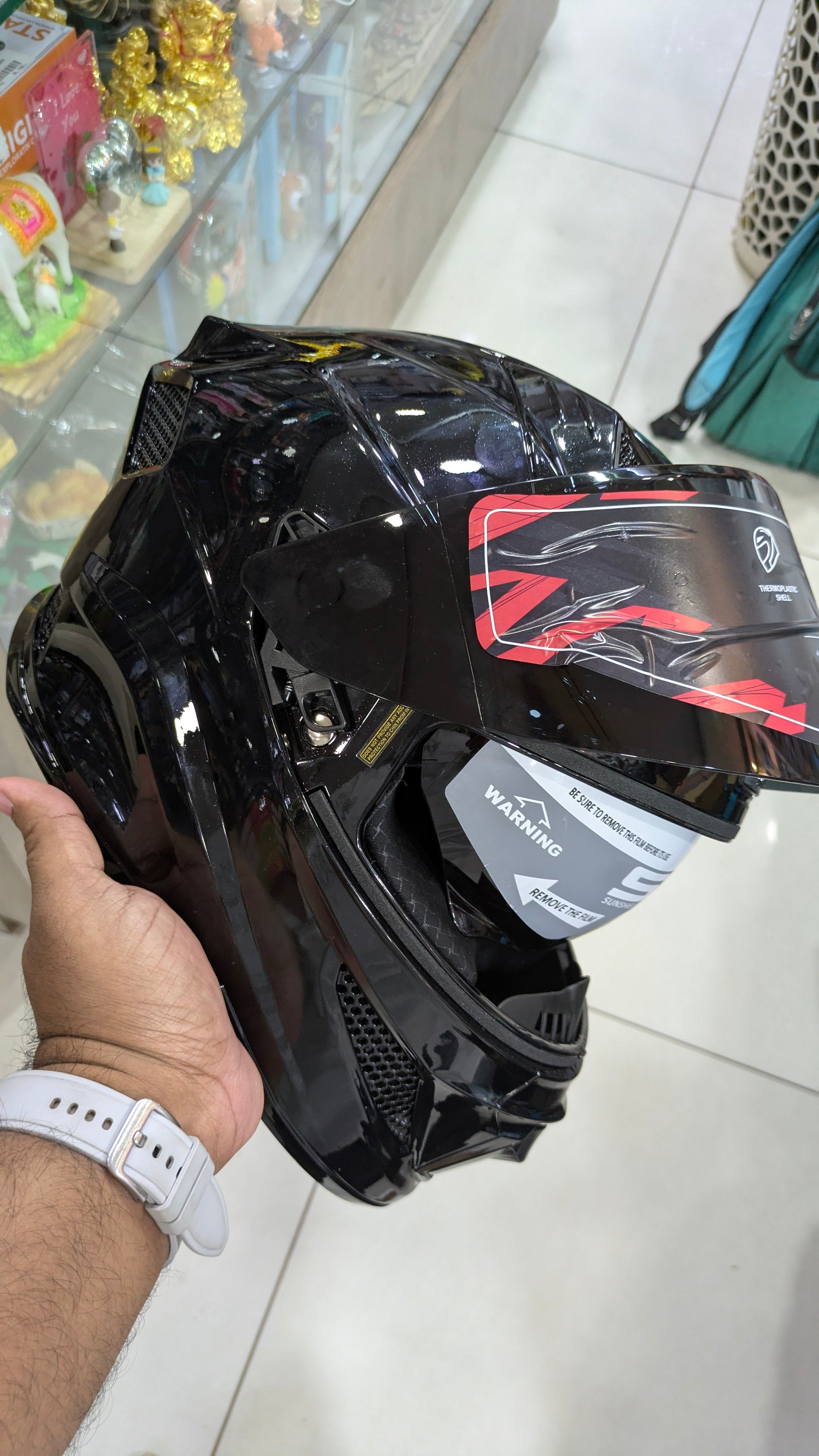 Steelbird sbh25 sharp glossy black dual visor helmet( FREE 219RS SMOKE VISOR)